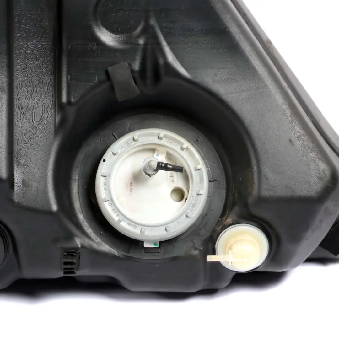 BMW 5 Series E61 Plastic Fuel Tank Pipe Pump Petrol 523i 525i 530i 545i 550i - SKU 7200082 - Part number 7200082
