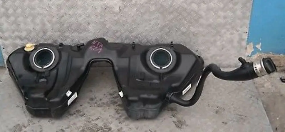  *BMW 5 er E61 Diesel 520d 525d 530d 535d Kraftstofftank Diesel - SKU 7200084 - Teilenummer 7200084