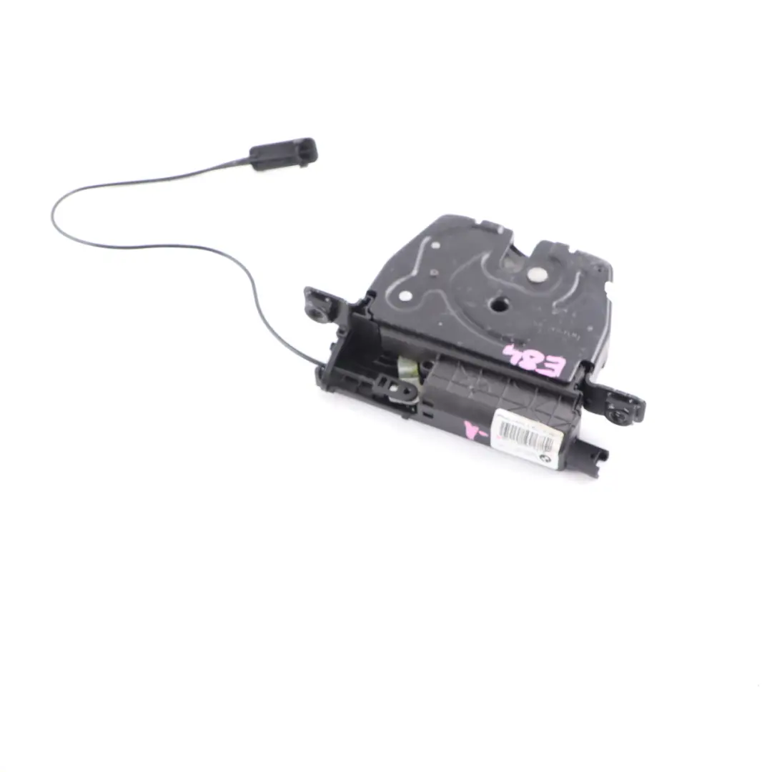 Couvercle coffre Housse hayon Verrouillage coffre Loquet para BMW X1 E84 F31 con número de pieza 7200511 BMW X1 E84 F31 Couvercle coffre Housse hayon Verrouillage coffre Loquet - SKU 7200511-1 - Número de pieza 7200511