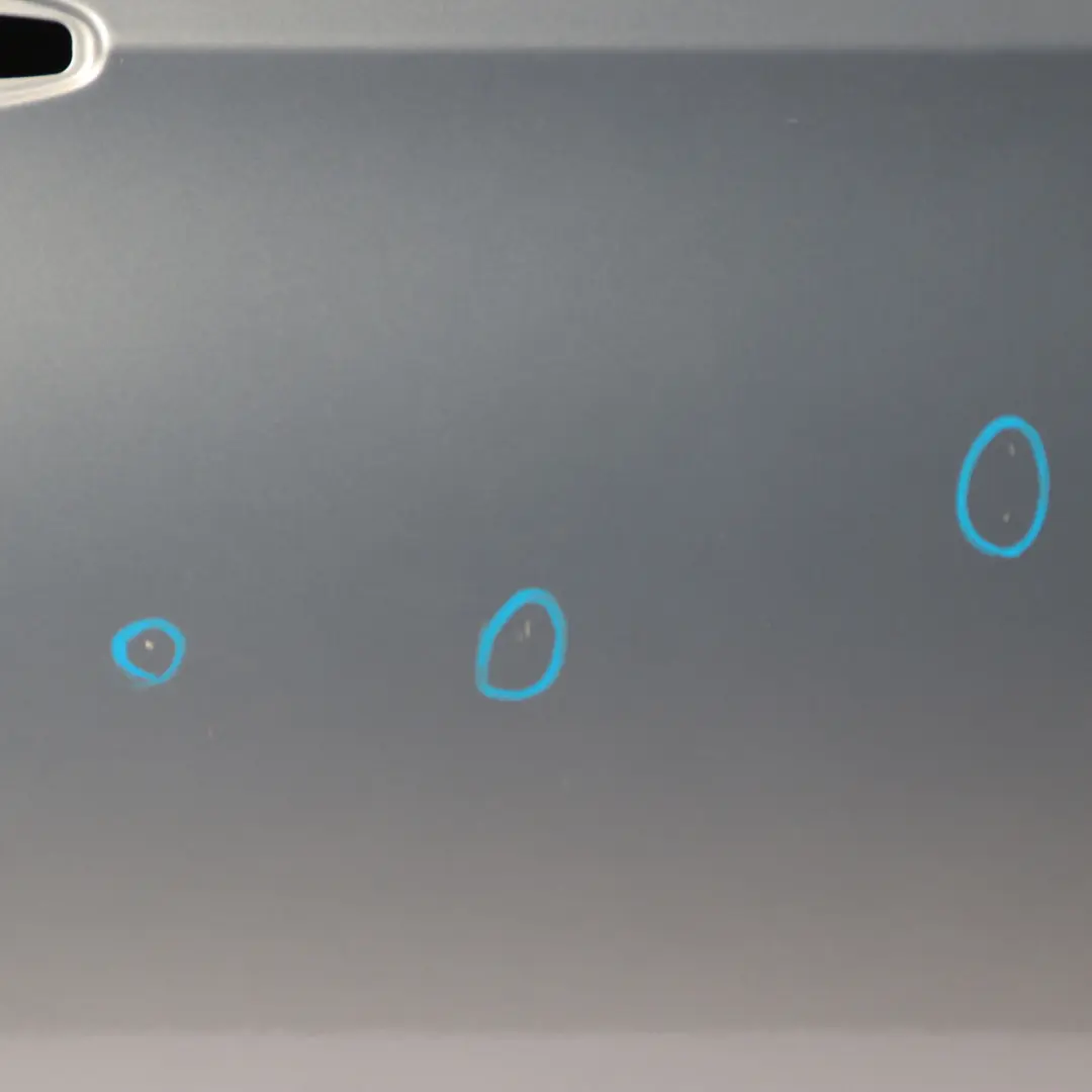 Door Front Right O/S Arktis Arctic Metallic - A34 to BMW 3 Series E92 E93 with Part number 7200570 BMW 3 Series E92 E93 Door Front Right O/S Arktis Arctic Metallic - A34 - SKU 7200570-AM - Part number 7200570