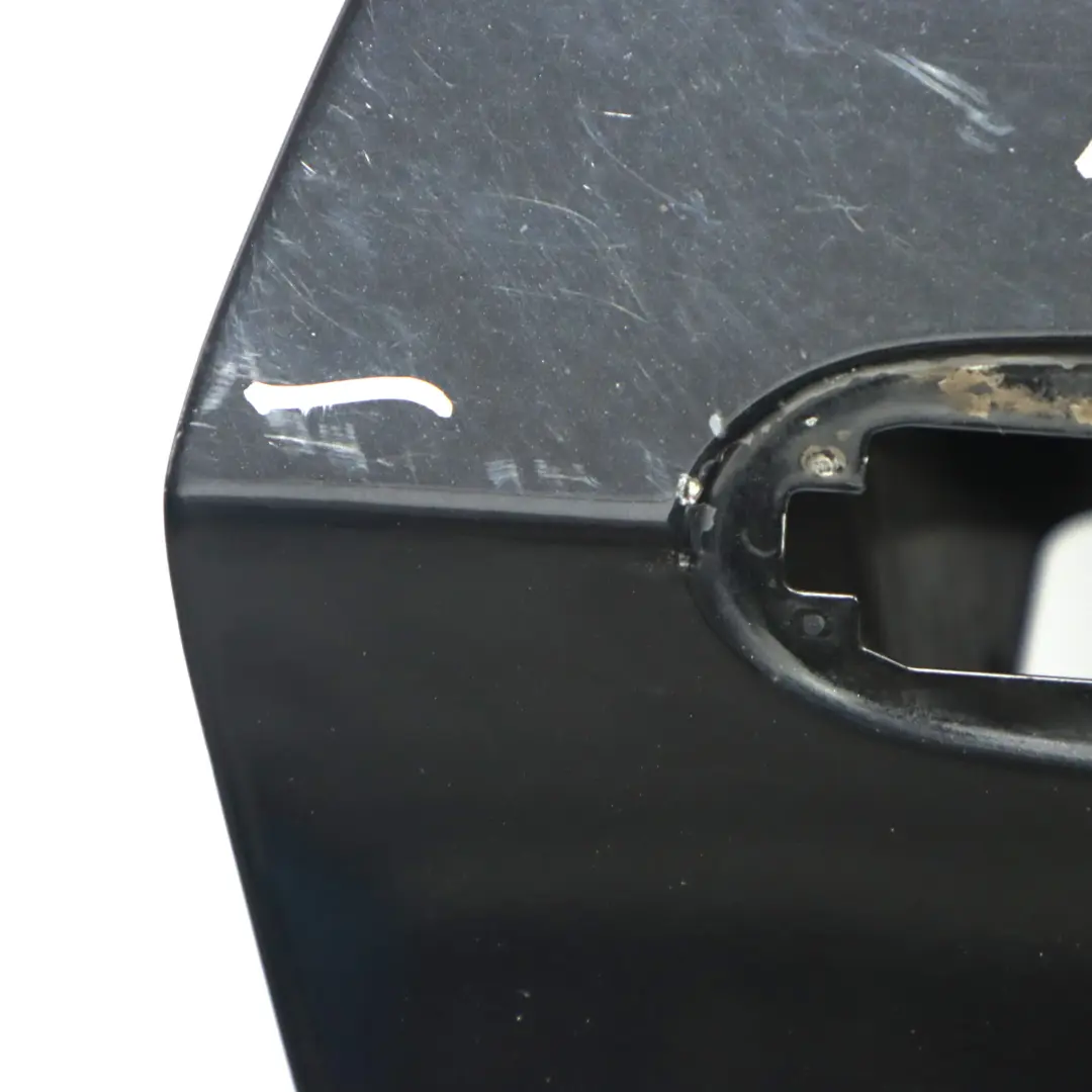 Porta anteriore destra O/S Nero Zaffiro Metallizzato - 475 per BMW E92 E93 con numero di parte 7200570 BMW E92 E93 Porta anteriore destra O/S Nero Zaffiro Metallizzato - 475 - SKU 7200570-BS1 - Numero di parte 7200570