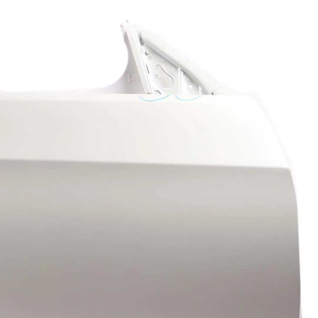 Door Front Right O/S Mineralweiss Mineral White - A96 to BMW 3 Series E92 E93 with Part number 7200570 BMW 3 Series E92 E93 Door Front Right O/S Mineralweiss Mineral White - A96 - SKU 7200570-MW - Part number 7200570