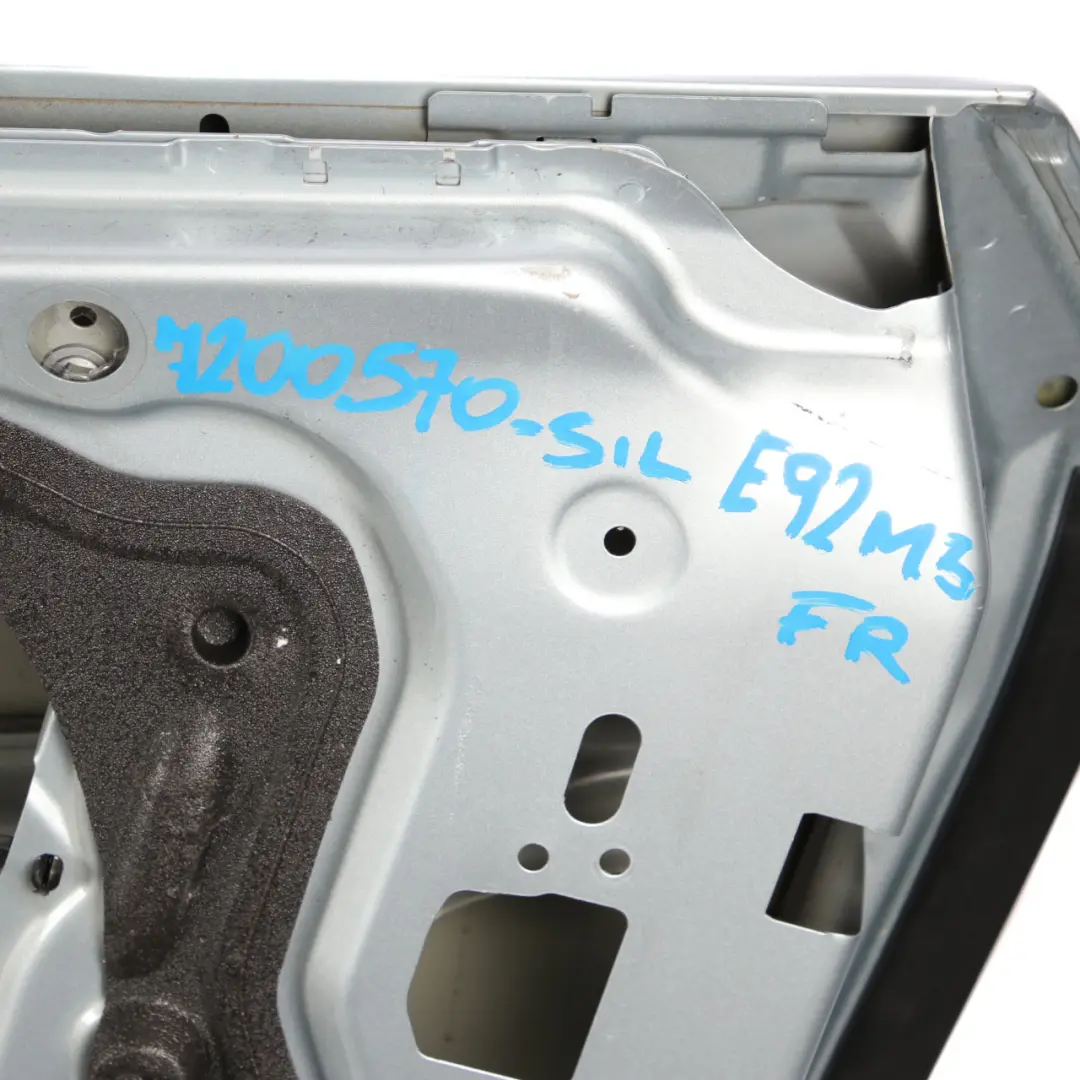 Door Front Right O/S BMW E92 E93 Silverstone II Silver Metallic - A29 to with Part number 7200570 Door Front Right O/S BMW E92 E93 Silverstone II Silver Metallic - A29 - SKU 7200570-SIL - Part number 7200570