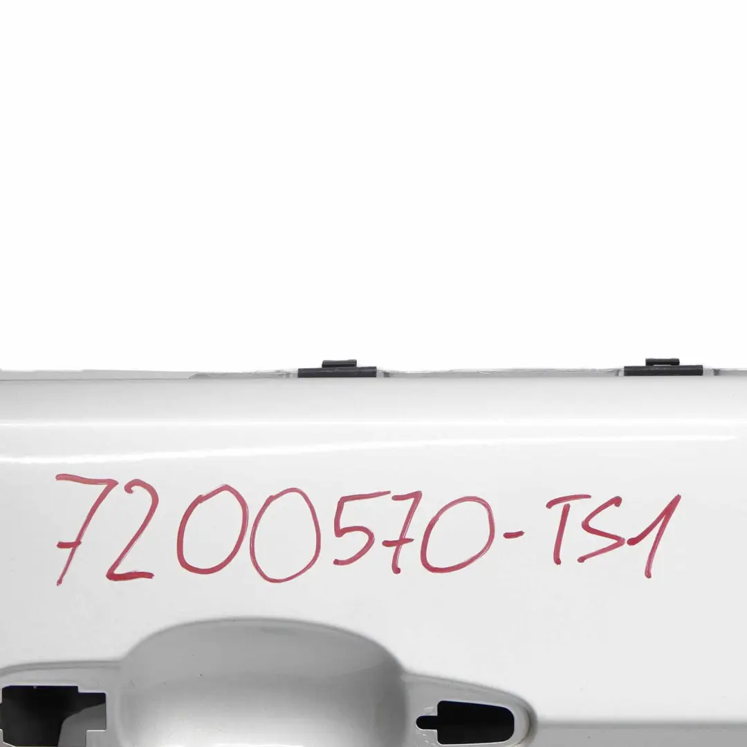 Door Front Right O/S Titansilber Titan Silver Metallic - 354 to BMW E92 E93 with Part number 7200570 BMW E92 E93 Door Front Right O/S Titansilber Titan Silver Metallic - 354 - SKU 7200570-TS1 - Part number 7200570