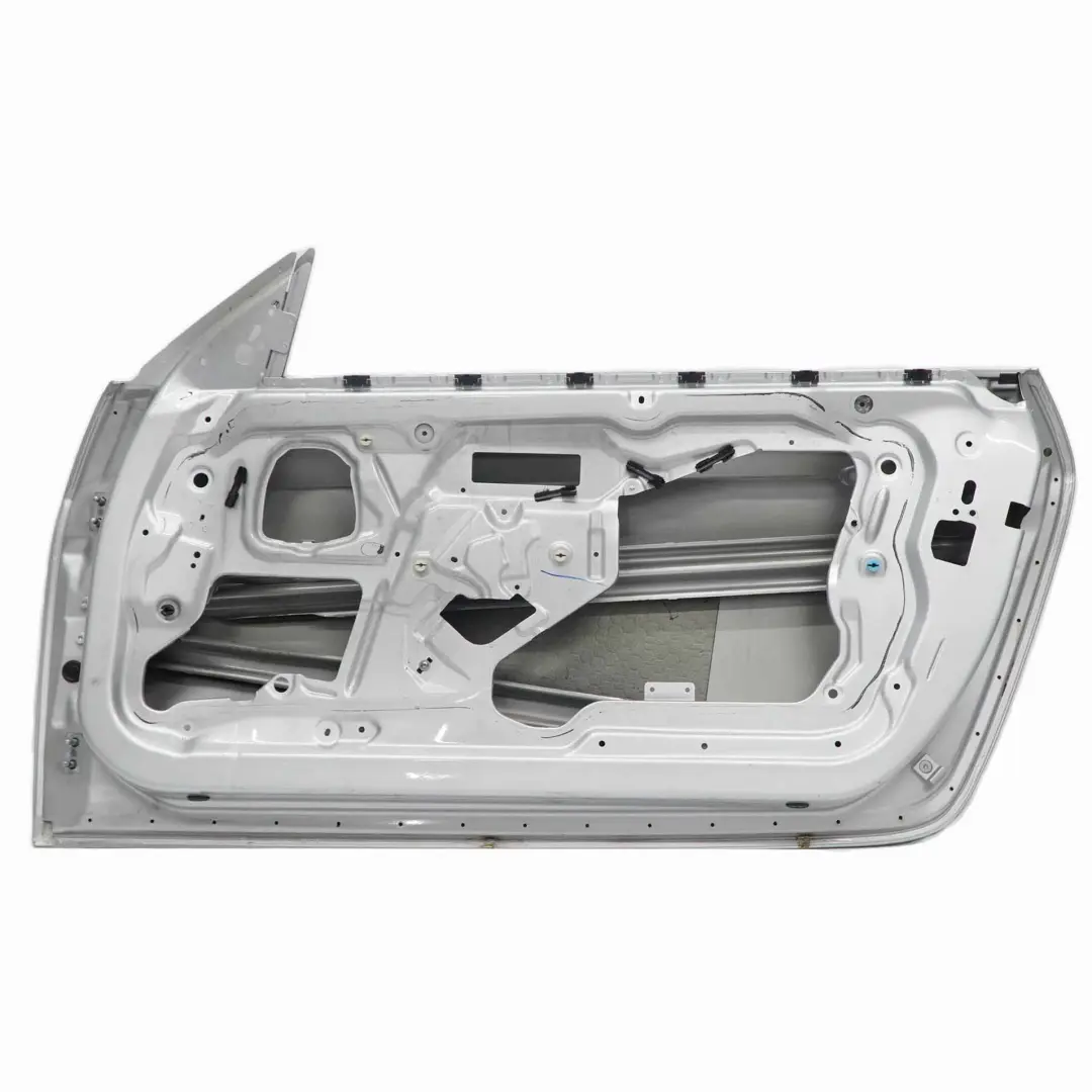 Door Front Right O/S Titansilber Titan Silver Metallic - 354 to BMW E92 E93 with Part number 7200570 BMW E92 E93 Door Front Right O/S Titansilber Titan Silver Metallic - 354 - SKU 7200570-TS1 - Part number 7200570