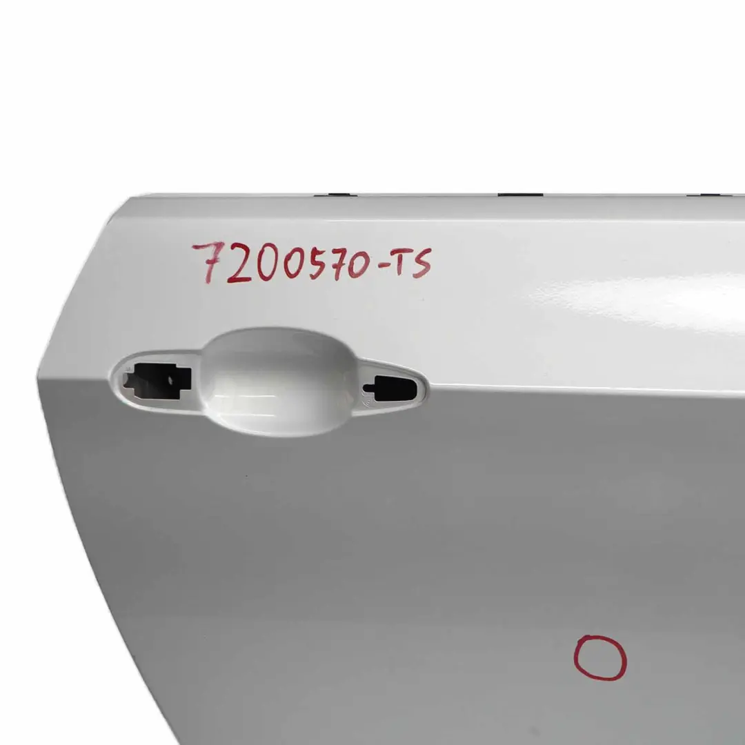 Door Front Right O/S Titansilber Titan Silver Metallic - 354 to BMW E92 E93 with Part number 7200570 BMW E92 E93 Door Front Right O/S Titansilber Titan Silver Metallic - 354 - SKU 7200570-TS - Part number 7200570