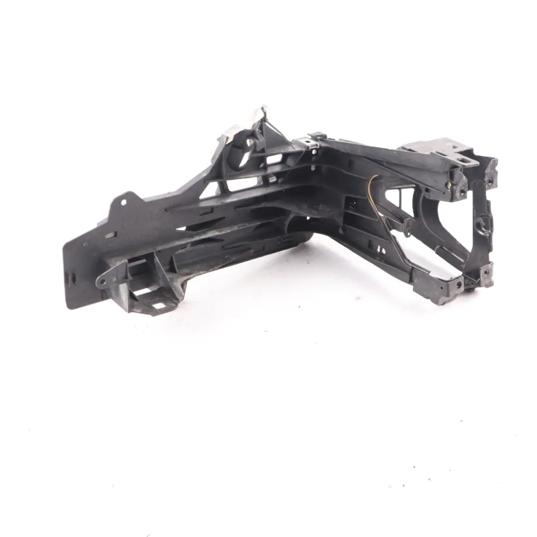 Support Front Left N/S Bumper Headlight Support Bracket to BMW F07 with Part number 7200777 BMW F07 Support Front Left N/S Bumper Headlight Support Bracket - SKU 7200777 - Part number 7200777
