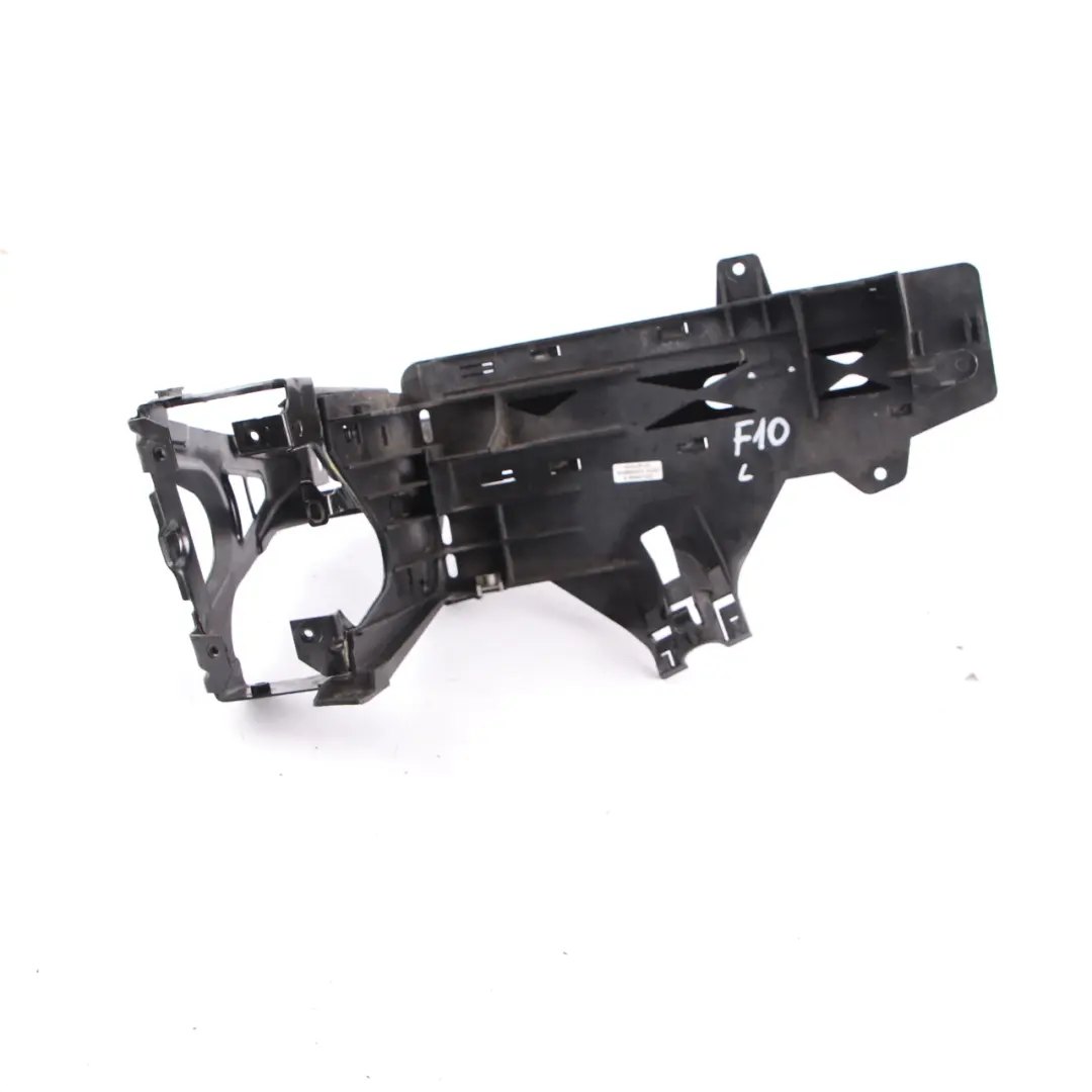 Support de phare BMW F10 F11 Support de montage avant gauche pour à propos du numéro de pièce 7200793 Support de phare BMW F10 F11 Support de montage avant gauche - SKU 7200793 - Numéro de pièce 7200793