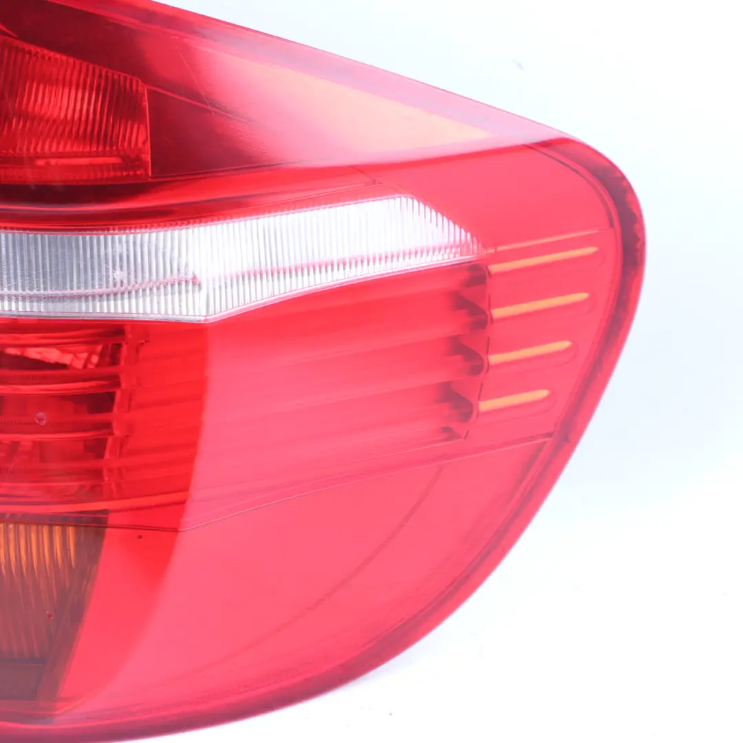 BMW X5 E70 Rear Light In The Side Panel Lamp Right O/S Tail Light - SKU 7200818-4 - Part number 7200818