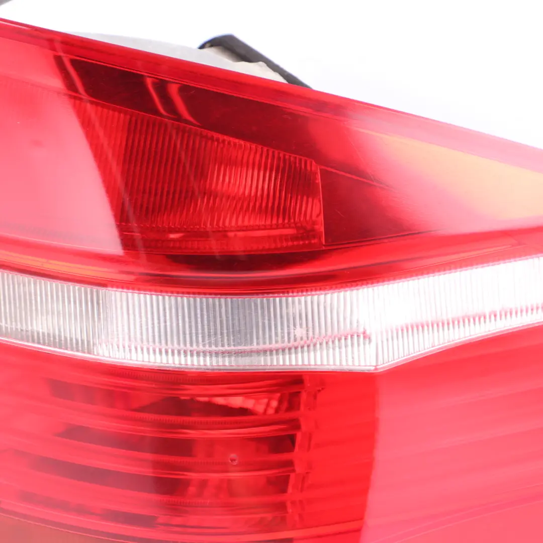 BMW X5 E70 Rear Light In The Side Panel Lamp Right O/S Tail Light - SKU 7200818-4 - Part number 7200818