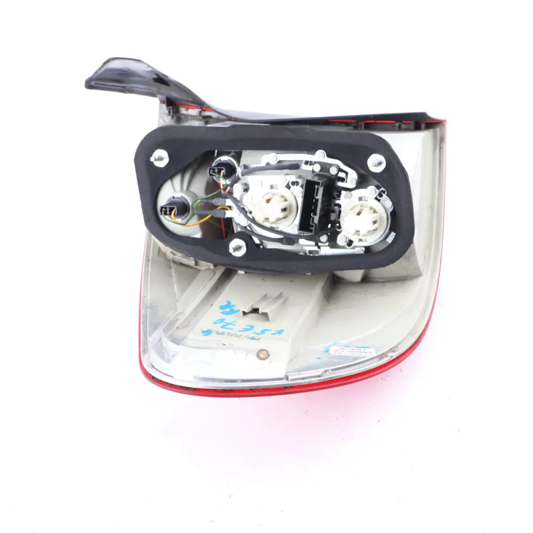 BMW X5 E70 Rear Light In The Side Panel Lamp Right O/S Tail Light - SKU 7200818-4 - Part number 7200818