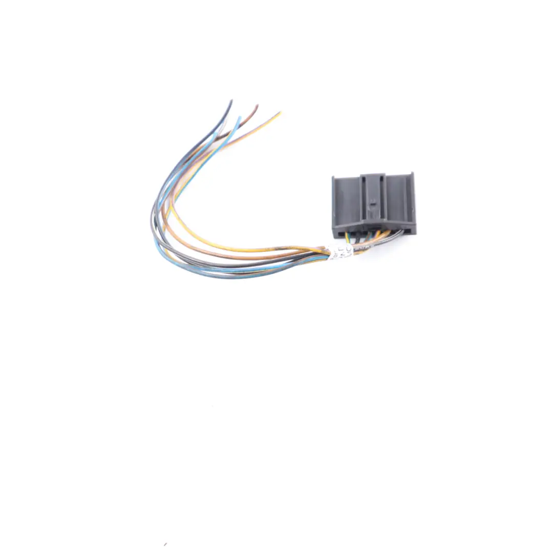 BMW X5 E70 Rear Light In The Side Panel Right O/S Plug Socket Wiring 6984754 - SKU 7200818-5 - Part number 7200818