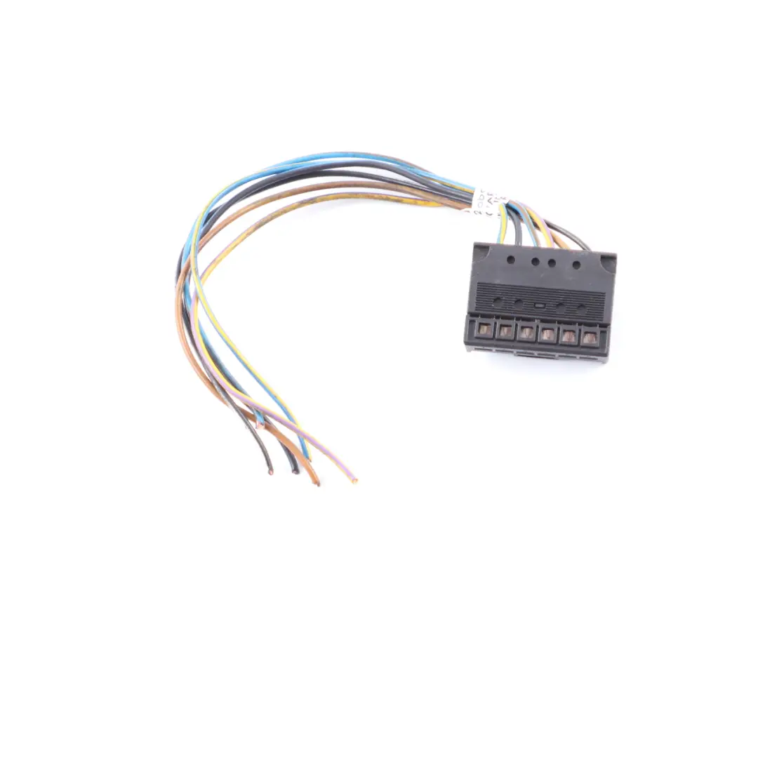 BMW X5 E70 Rear Light In The Side Panel Right O/S Plug Socket Wiring 6984754 - SKU 7200818-5 - Part number 7200818