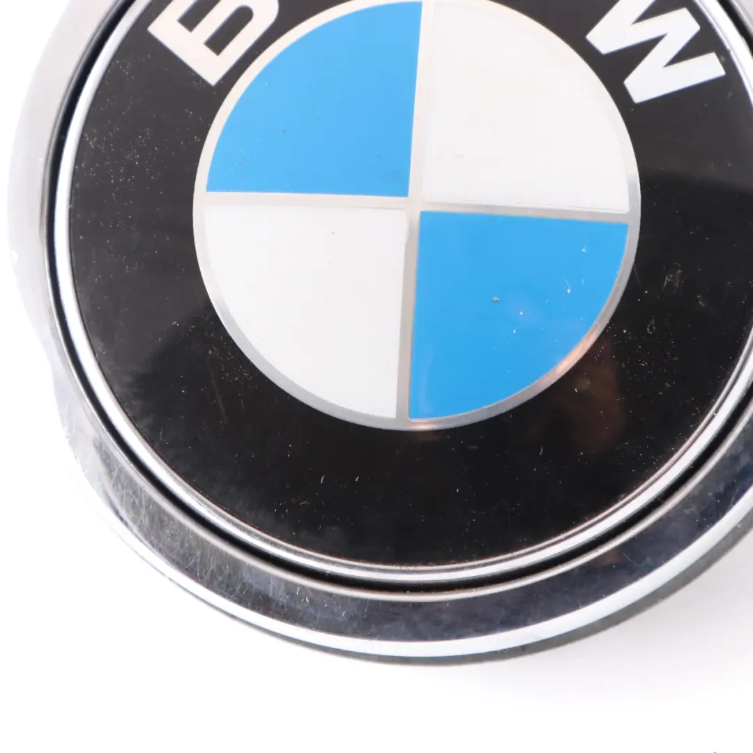 Boot Trunk Lid Tailgate Button Opening Handle 7200896 to BMW E63 E64 with Part number 7200900 BMW E63 E64 Boot Trunk Lid Tailgate Button Opening Handle 7200896 - SKU 7200900-1 - Part number 7200900