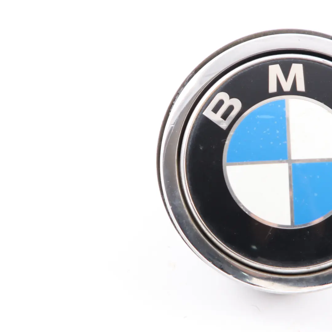 Boot Trunk Lid Tailgate Button Opening Handle 7200896 to BMW E63 E64 LCI with Part number 7200900 BMW E63 E64 LCI Boot Trunk Lid Tailgate Button Opening Handle 7200896 - SKU 7200900-2 - Part number 7200900