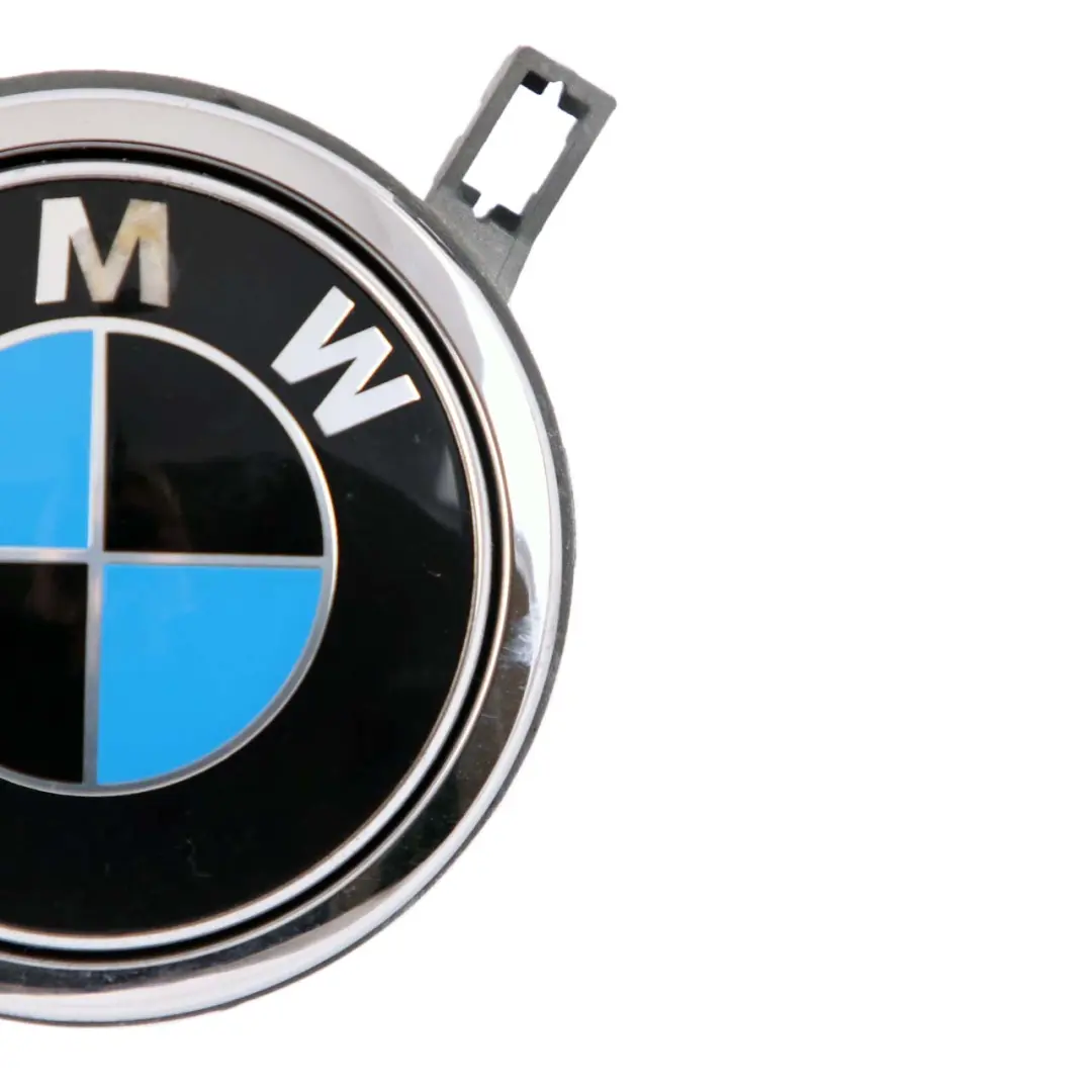 Emblem Blue Button Tailgate Badge Open Opening to BMW 1 Series E81 E87 LCI with Part number 7200938 BMW 1 Series E81 E87 LCI Emblem Blue Button Tailgate Badge Open Opening - SKU 7200938-3 - Part number 7200938