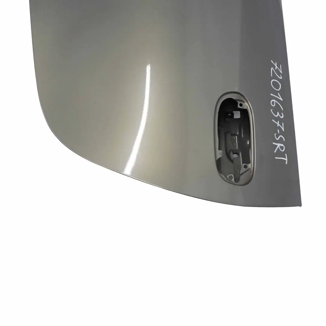 Porta Anteriore Sinistra Stratus Pearl Metallic - 440 per BMW Z4 E85 con numero di parte 7201637 BMW Z4 E85 Porta Anteriore Sinistra Stratus Pearl Metallic - 440 - SKU 7201637-SRT - Numero di parte 7201637