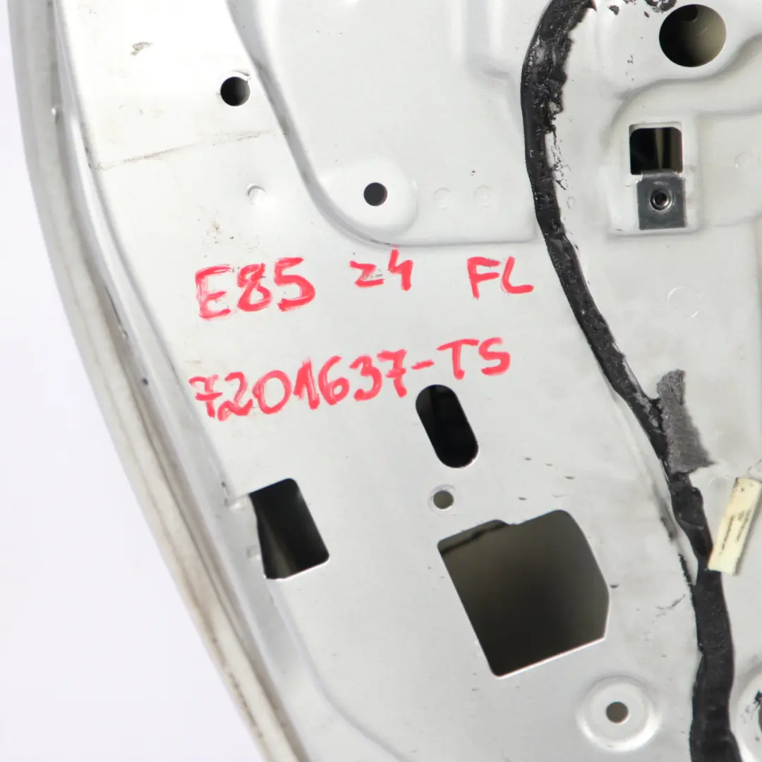 Front Left Door N/S Titansilber Titan Silver - 354 to BMW Z4 E85 Convertible with Part number 7201637 BMW Z4 E85 Convertible Front Left Door N/S Titansilber Titan Silver - 354 - SKU 7201637-TS - Part number 7201637