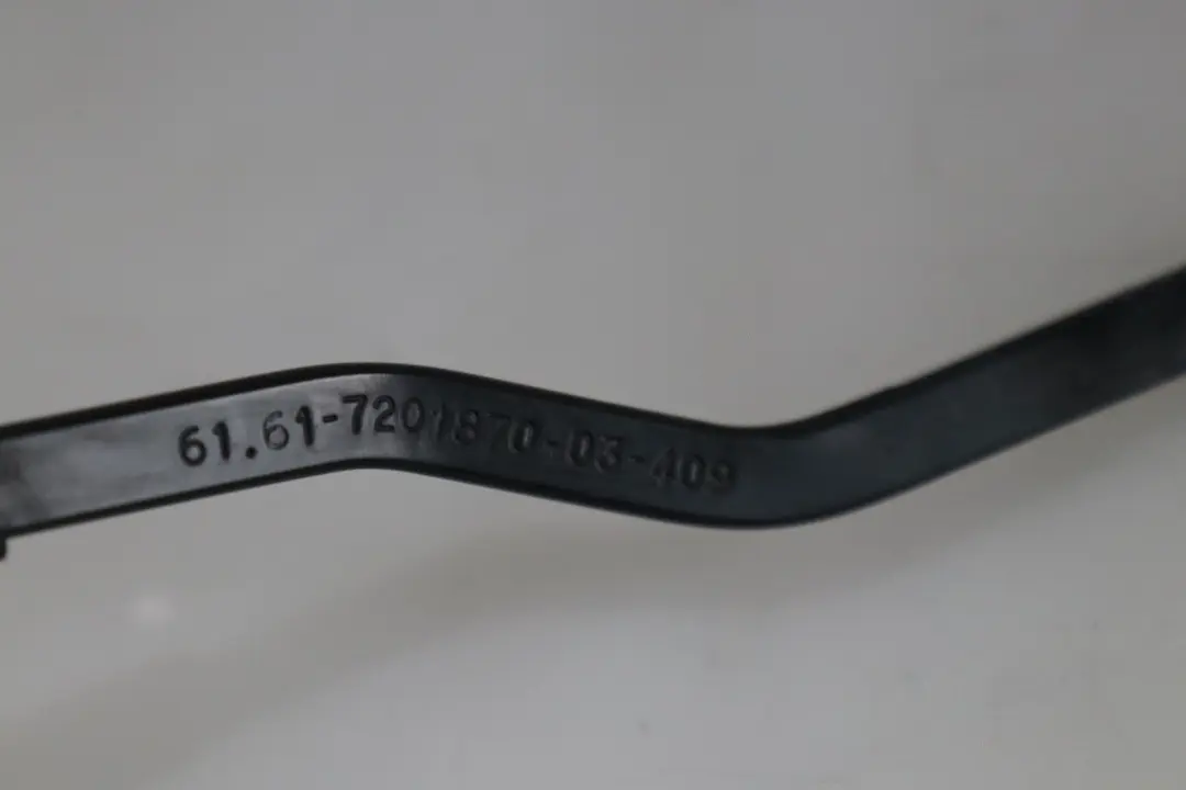 Brazo Limpiaparabrisas Lado Pasajero para BMW Serie Z4 E89 con número de pieza 7201870 BMW Serie Z4 E89 Brazo Limpiaparabrisas Lado Pasajero - SKU 7201870 - Número de pieza 7201870