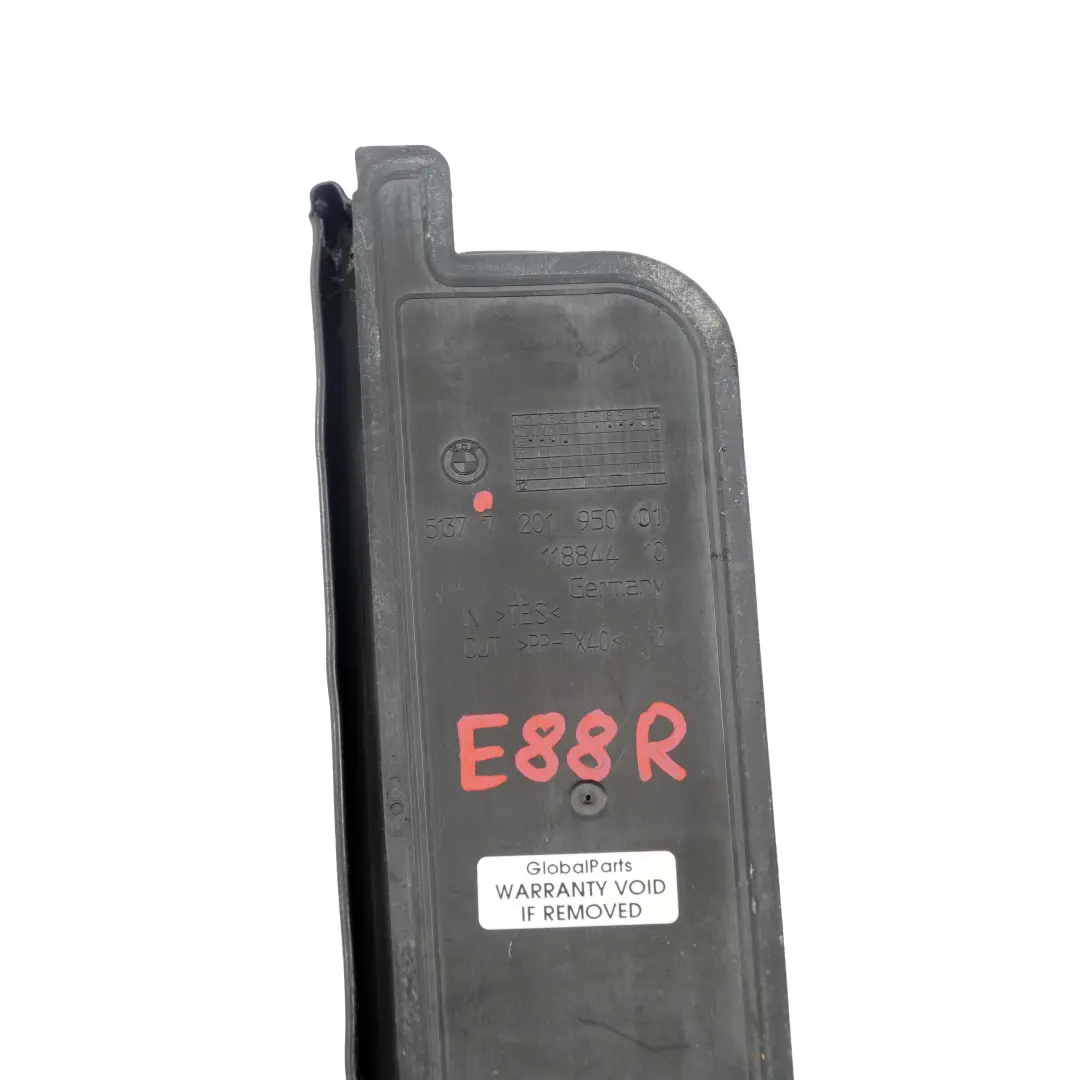 Embellecedor acústico para ventana de puerta trasera BMW E88 Derecha para con número de pieza 7201950 Embellecedor acústico para ventana de puerta trasera BMW E88 Derecha - SKU 7201950 - Número de pieza 7201950