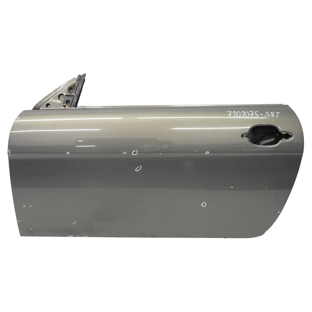 Coquille de porte avant gauche Stratus Metallic - 440 pour BMW E63 E64 à propos du numéro de pièce 7202075 BMW E63 E64 Coquille de porte avant gauche Stratus Metallic - 440 - SKU 7202075-SRT - Numéro de pièce 7202075