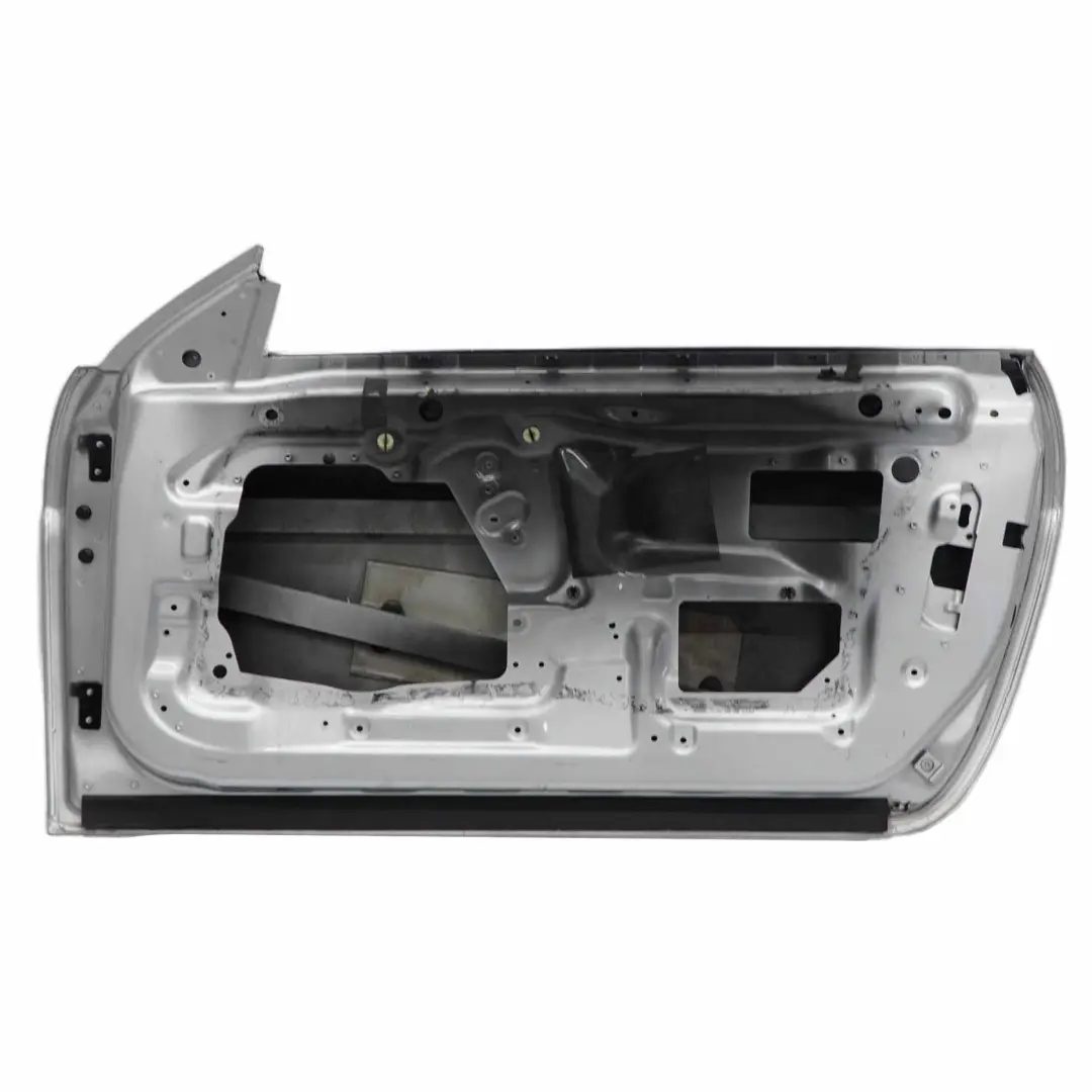 Porta Anteriore Destra Titansilber Metallic - 354 per BMW 6 E63 E64 con numero di parte 7202076 BMW 6 E63 E64 Porta Anteriore Destra Titansilber Metallic - 354 - SKU 7202076-TS1 - Numero di parte 7202076