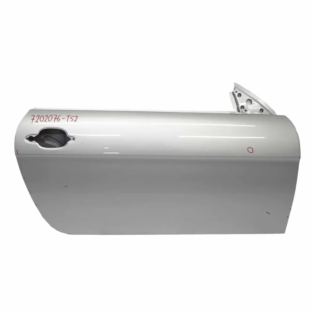 Door Front Right O/S Titansilber Titan Silver Metallic - 354 to BMW E63 E64 with Part number 7202076 BMW E63 E64 Door Front Right O/S Titansilber Titan Silver Metallic - 354 - SKU 7202076-TS2 - Part number 7202076