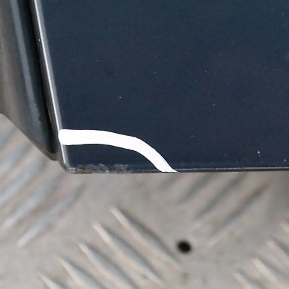 Fahrerseite Tür vorne links Toledoblau Blau Metallic 482 für BMW 7 er E65 E66 mit Teilenummer 7202081 BMW 7 er E65 E66 Fahrerseite Tür vorne links Toledoblau Blau Metallic 482 - SKU 7202081-TDB1 - Teilenummer 7202081