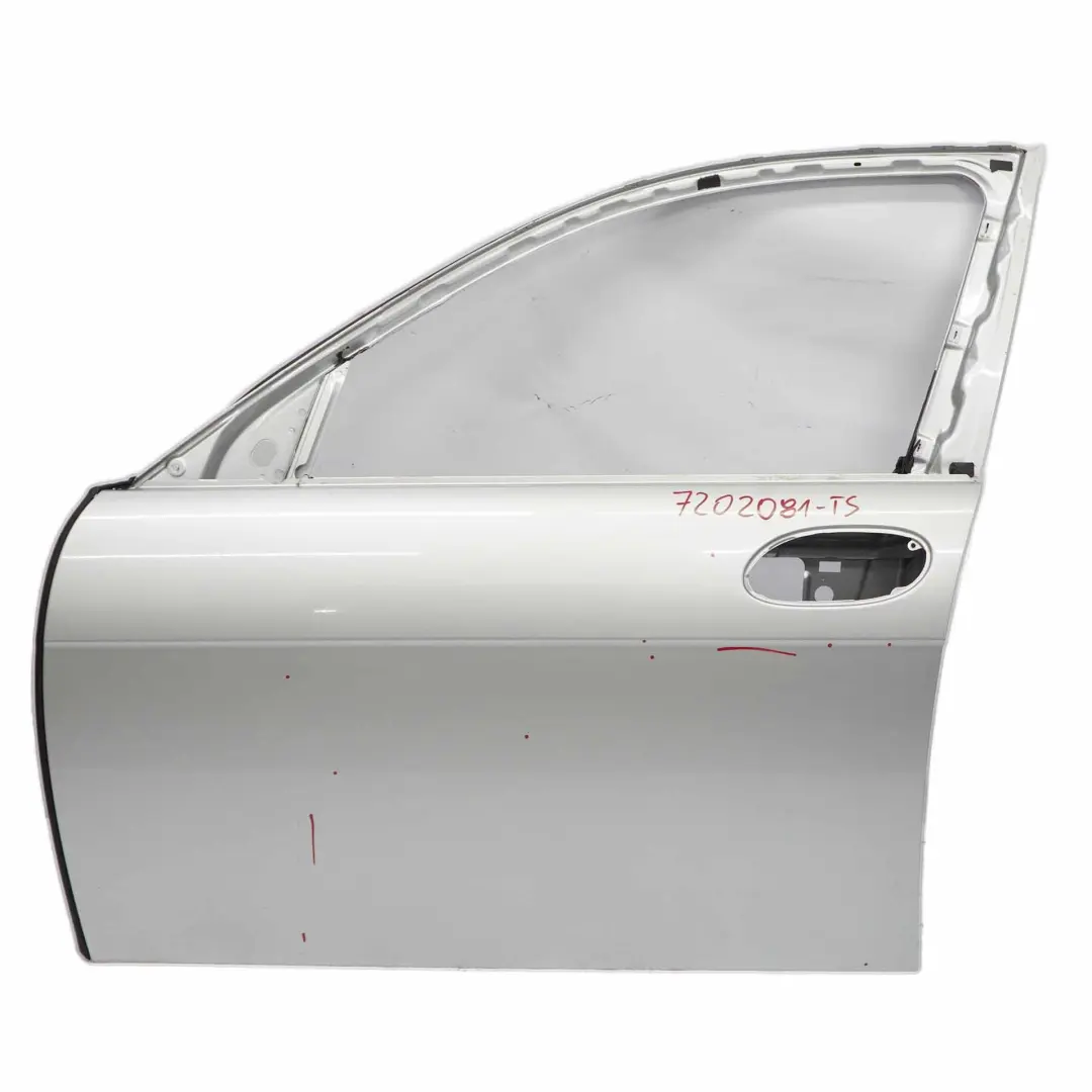 Puerta Delantera Izquierda Titansilber Titan Silver Metallic 354 para BMW E65 E66 con número de pieza 7202081 BMW E65 E66 Puerta Delantera Izquierda Titansilber Titan Silver Metallic 354 - SKU 7202081-TS - Número de pieza 7202081