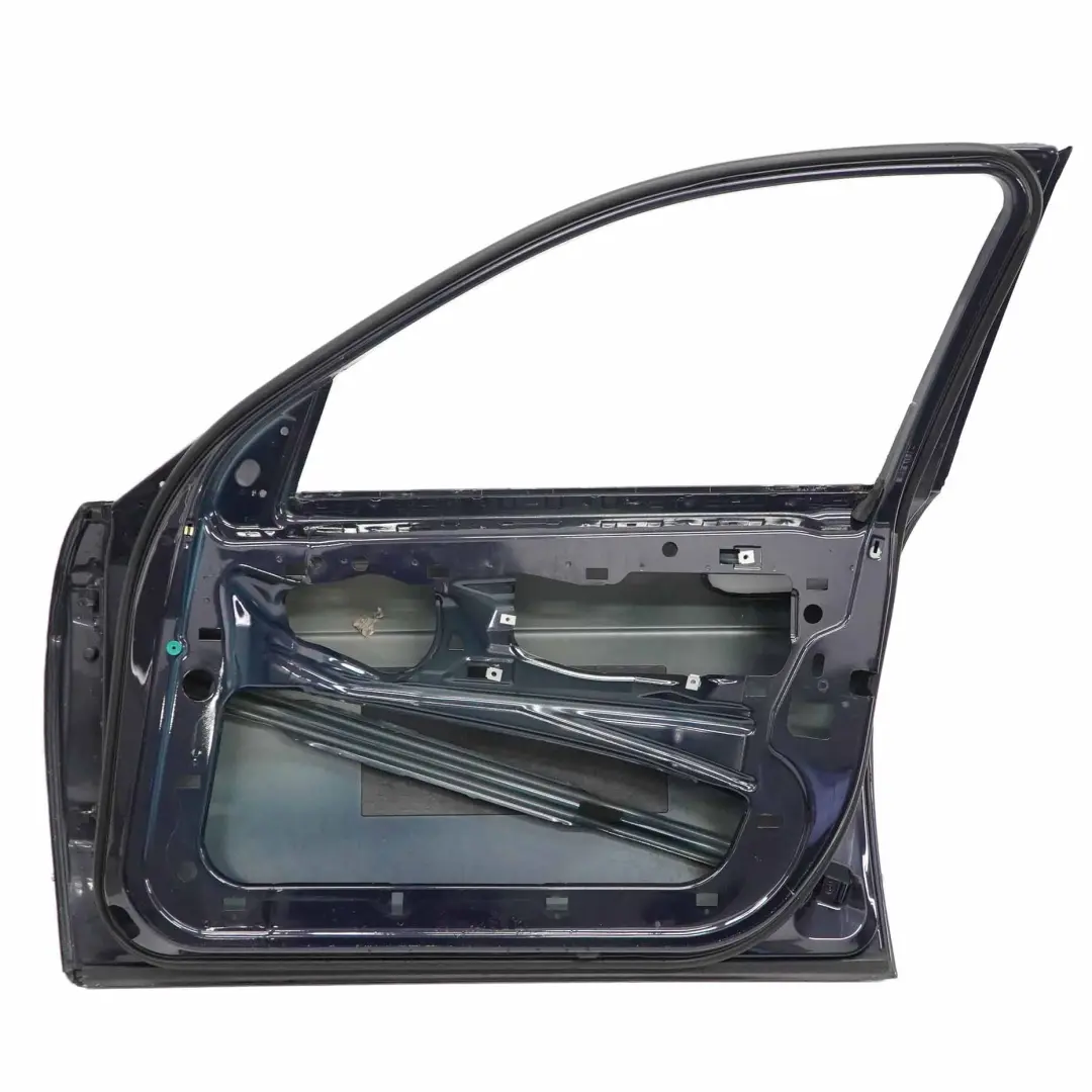 Drzwi Prawe Przednie Monacoblau - A35 do BMW E65 E66 o numerze 7202082 BMW E65 E66 Drzwi Prawe Przednie Monacoblau - A35 - SKU 7202082-MB - Numer Części 7202082