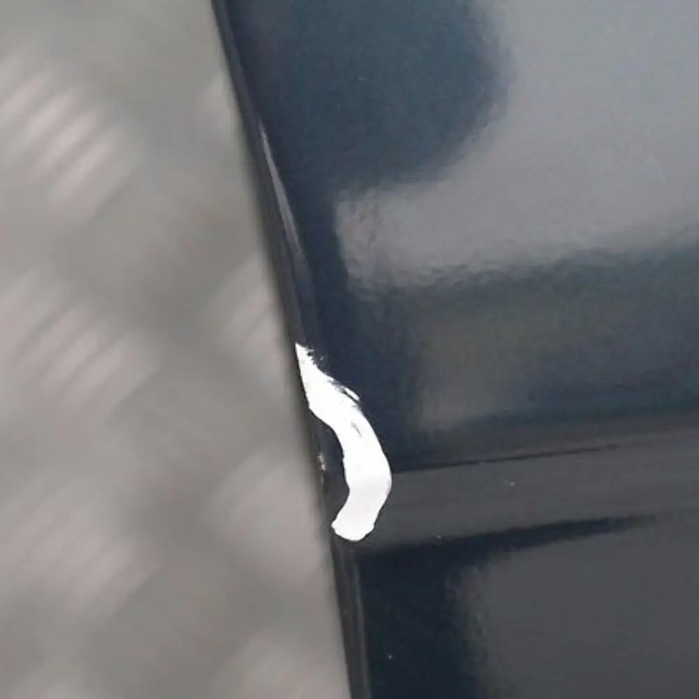 Passeggero Porta Anteriore Destra Blu Toledo Blu Metallizzato per BMW E65 E66 con numero di parte 7202082 BMW E65 E66 Passeggero Porta Anteriore Destra Blu Toledo Blu Metallizzato - SKU 7202082-TDB1 - Numero di parte 7202082