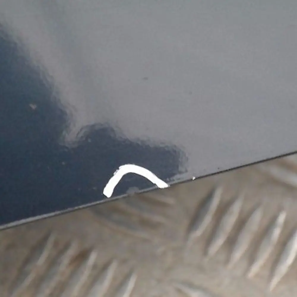 Passeggero Porta Anteriore Destra Blu Toledo Blu Metallizzato per BMW E65 E66 con numero di parte 7202082 BMW E65 E66 Passeggero Porta Anteriore Destra Blu Toledo Blu Metallizzato - SKU 7202082-TDB1 - Numero di parte 7202082