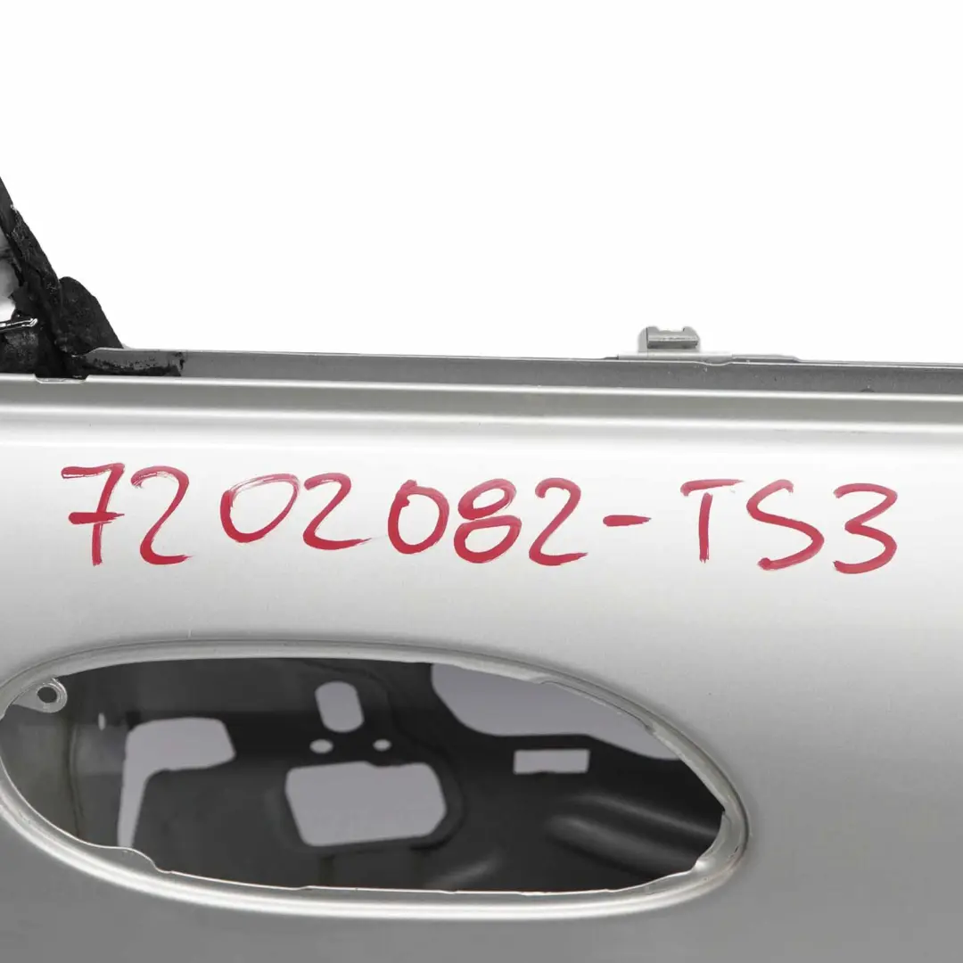 BMW E65 E66 Porte avant Droite Argent Titane Titan Argent Metallise - 354 - SKU 7202082-TS3 - Numéro de pièce 7202082