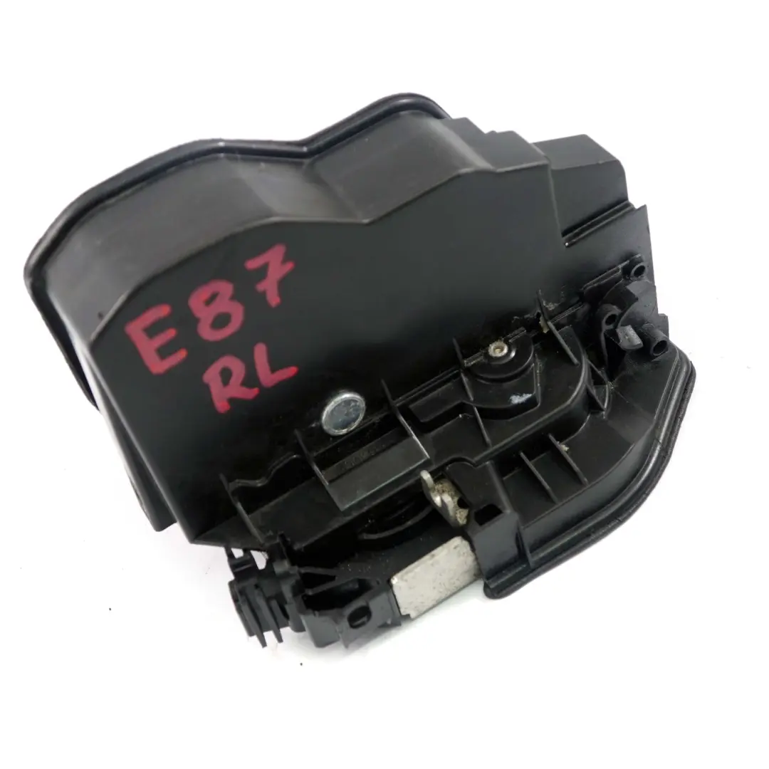 Sistema Chiusura BMW E87 E60 E61 F10 F20 F30 Catch Posteriore Sinistro per con numero di parte 7202147 Sistema Chiusura BMW E87 E60 E61 F10 F20 F30 Catch Posteriore Sinistro - SKU 7202147 - Numero di parte 7202147