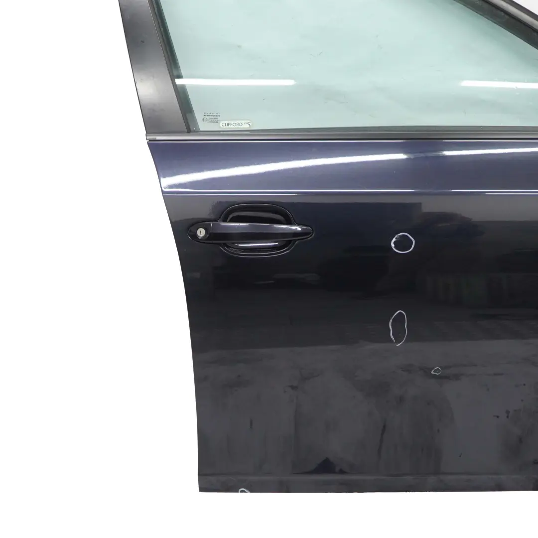 Puerta Delantera DerechaBMW E60 E61 Carbonschwarz Carbon Black Metallic - 416 para con número de pieza 7202340 Puerta Delantera DerechaBMW E60 E61 Carbonschwarz Carbon Black Metallic - 416 - SKU 7202340-CAR3 - Número de pieza 7202340