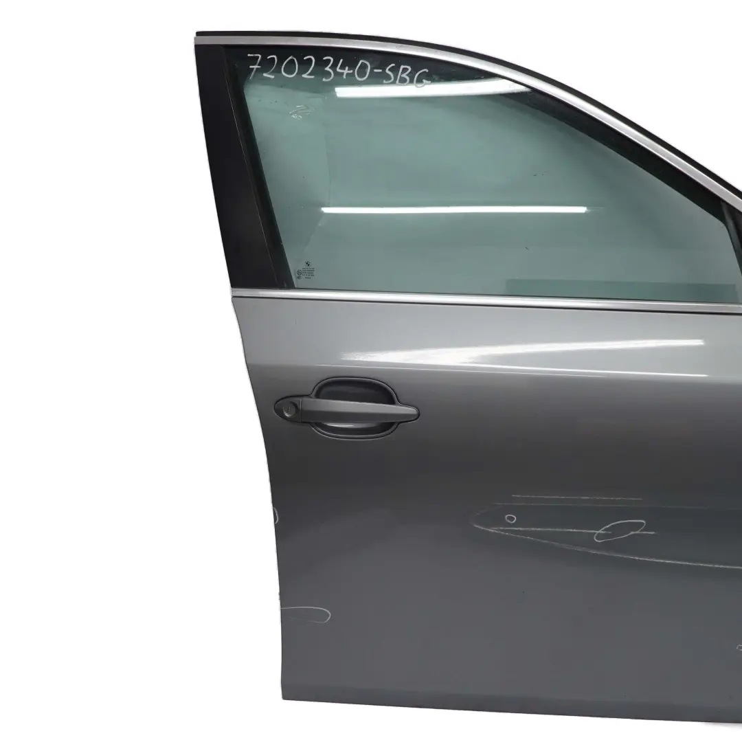 Porta Anteriore Destra Grigio Argento Metallizzato - A08 per BMW E60 E61 LCI con numero di parte 41517202340 BMW E60 E61 LCI Porta Anteriore Destra Grigio Argento Metallizzato - A08 - SKU 7202340-SBG - Numero di parte 41517202340