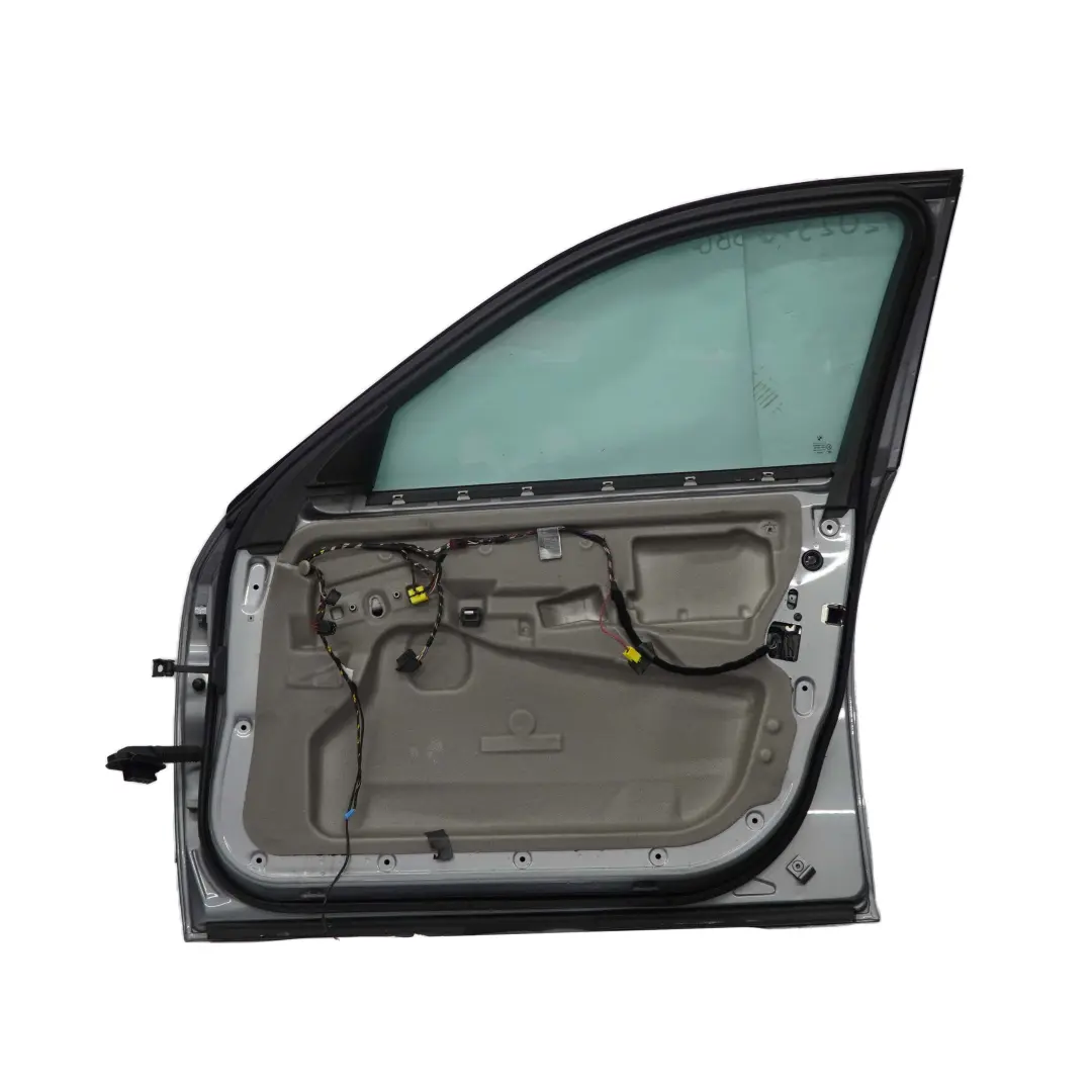 Tür Vorne Rechts Silbergrau Silber Grau Metallic - A08 für BMW E60 E61 LCI mit Teilenummer 41517202340 BMW E60 E61 LCI Tür Vorne Rechts Silbergrau Silber Grau Metallic - A08 - SKU 7202340-SBG - Teilenummer 41517202340