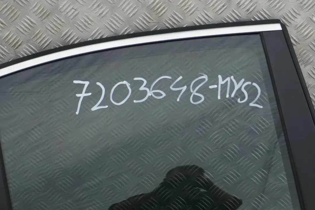  GenuineBMW 2 E60 E60N Puerta Trasera Derecha Mysticblau Mystic Blue A07 - SKU 7202342-MYS2 - Número de pieza 7202342