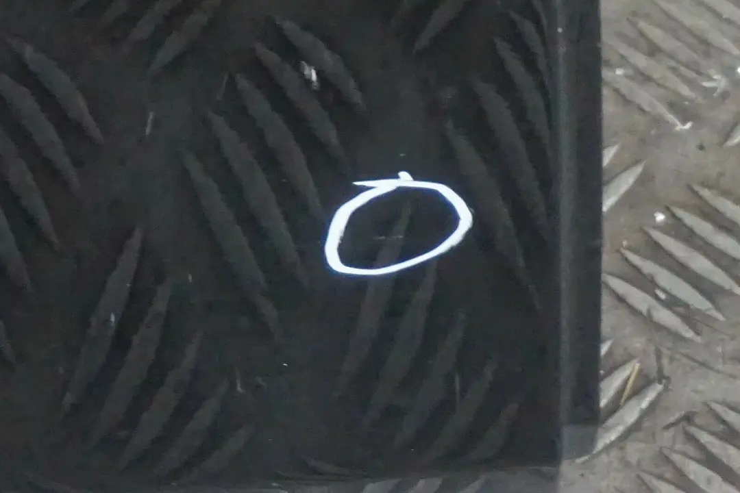 Genuine BMW 5 SERIES E60 E60N Door Rear Right O/S Black Schwarz 2 - 668 to with Part number 7202342 Genuine BMW 5 SERIES E60 E60N Door Rear Right O/S Black Schwarz 2 - 668 - SKU 7202342-SCH - Part number 7202342