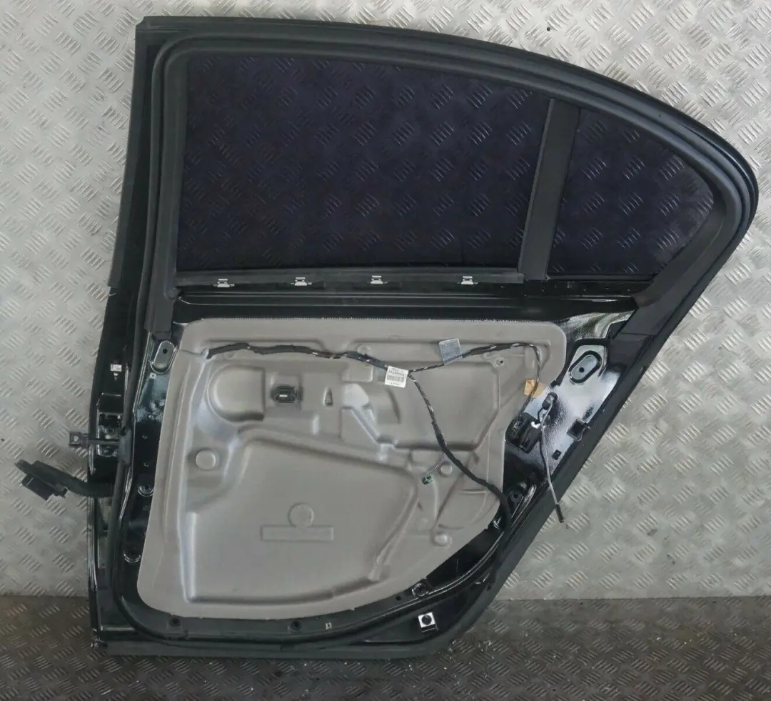 Genuine BMW 5 SERIES E60 E60N Door Rear Right O/S Black Schwarz 2 - 668 to with Part number 7202342 Genuine BMW 5 SERIES E60 E60N Door Rear Right O/S Black Schwarz 2 - 668 - SKU 7202342-SCH - Part number 7202342