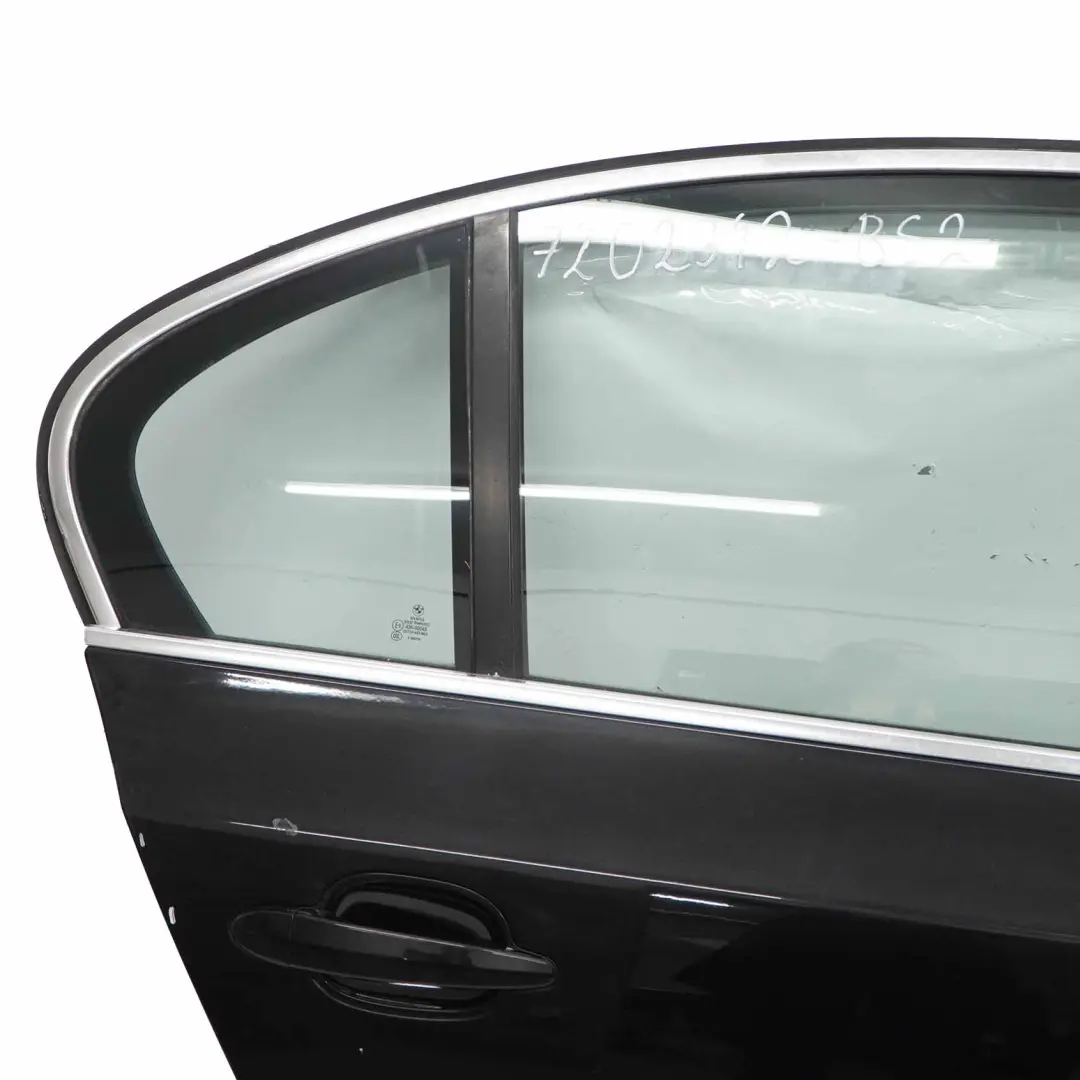 BMW E60 Puerta Trasera Derecha Panel de cubierta Negro Zafiro Metálico - 475 - SKU 7202342-BS2 - Número de pieza 7202342