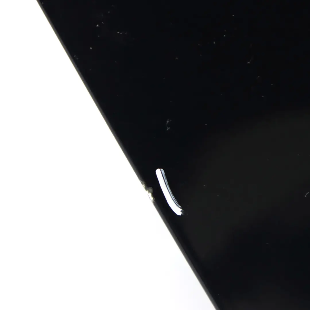 Tür Hinten Rechts Carbonschwarz Carbon Schwarz Metallic - 416 für BMW E60 mit Teilenummer 7202342 BMW E60 Tür Hinten Rechts Carbonschwarz Carbon Schwarz Metallic - 416 - SKU 7202342-CAR1 - Teilenummer 7202342