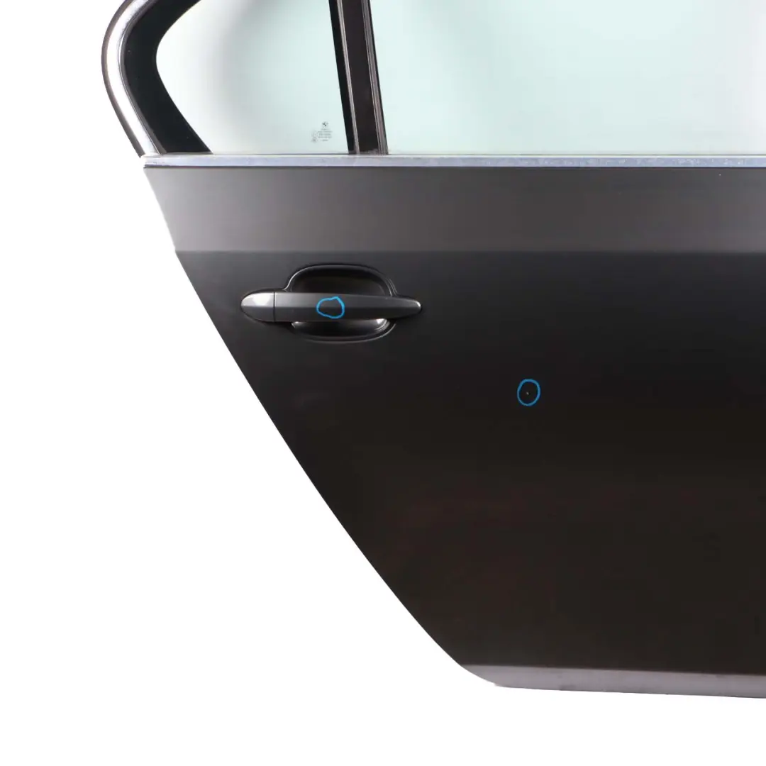 Drzwi prawe tylne tył titangrau do BMW E60 o numerze 7202342 BMW E60 Drzwi prawe tylne tył titangrau - SKU 7202342-TGR - Numer Części 7202342
