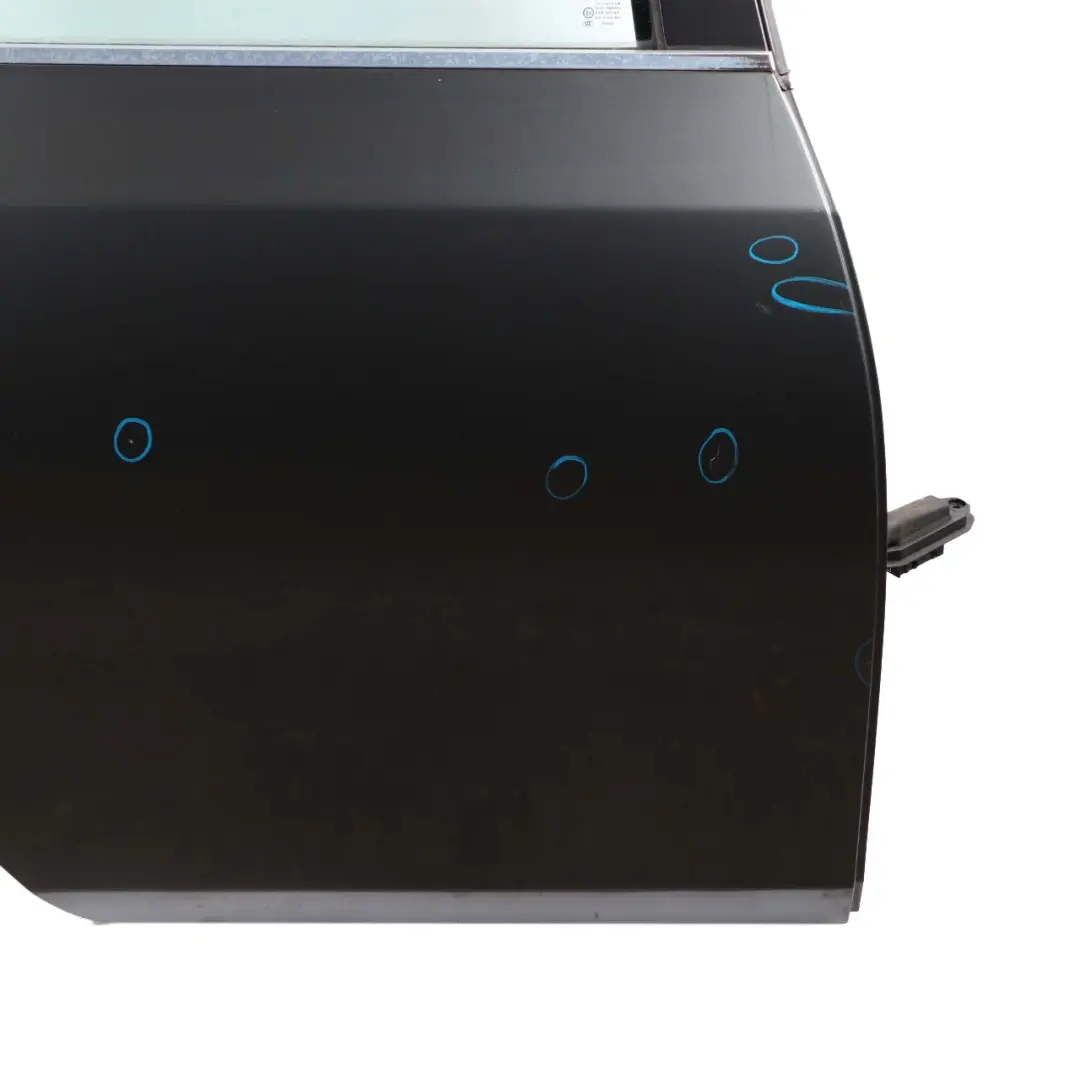 Drzwi prawe tylne tył titangrau do BMW E60 o numerze 7202342 BMW E60 Drzwi prawe tylne tył titangrau - SKU 7202342-TGR - Numer Części 7202342