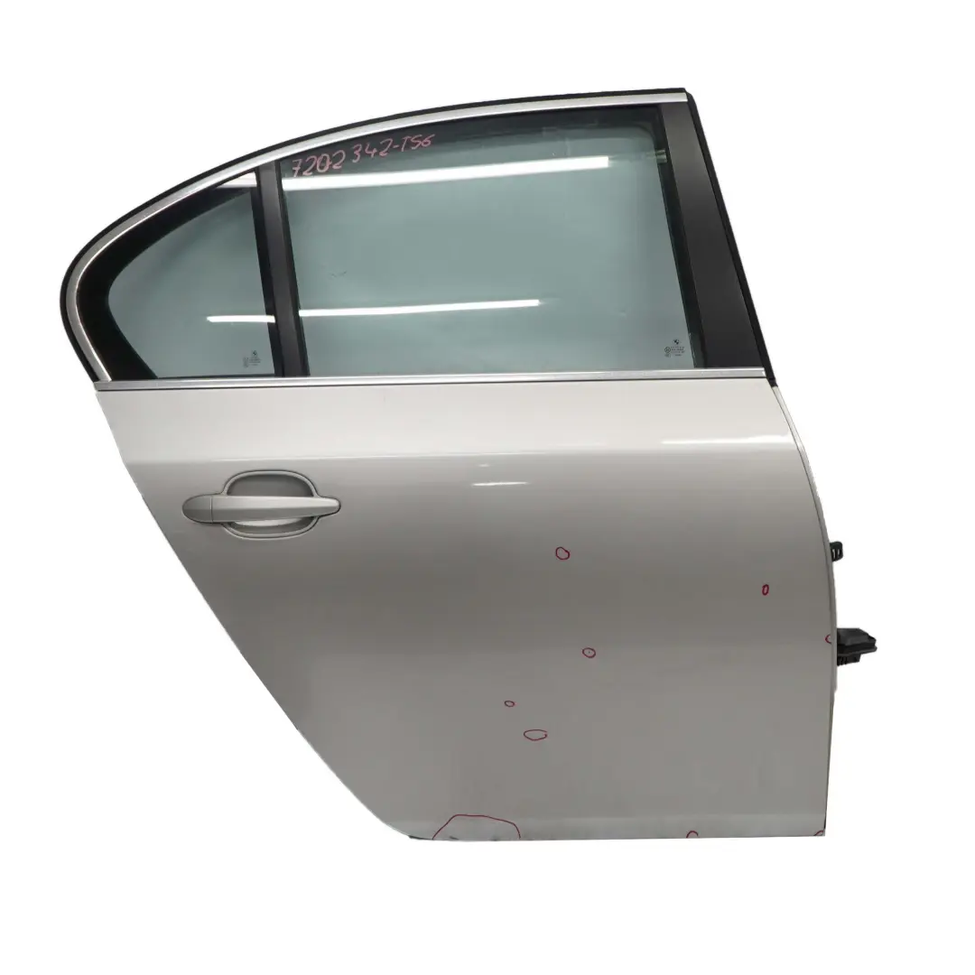 Tür Hinten Rechts Titansilber Silber Metallic 354 für BMW 5 er E60 LCI 6 mit Teilenummer 7202342 BMW 5 er E60 LCI 6 Tür Hinten Rechts Titansilber Silber Metallic 354 - SKU 7202342-TS6 - Teilenummer 7202342