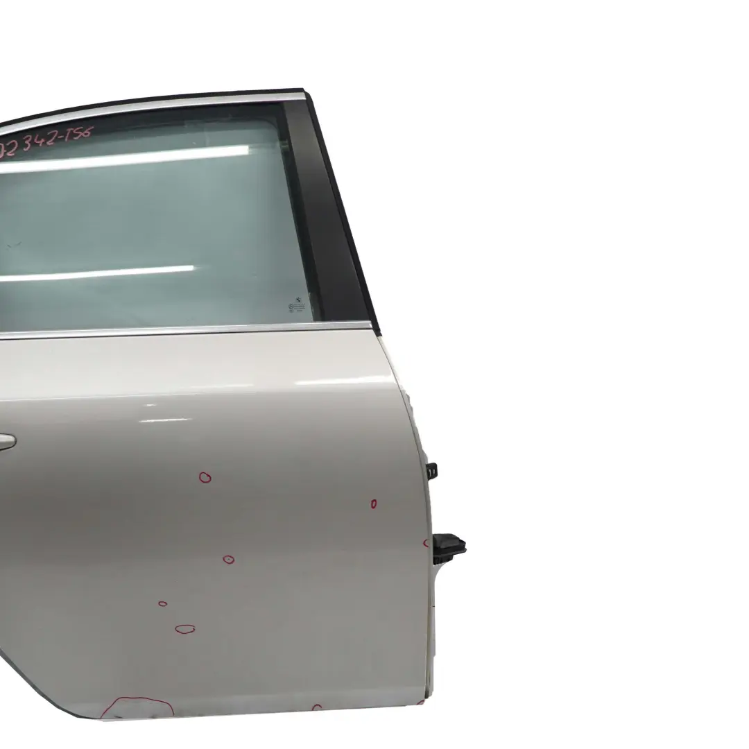 Drzwi prawe prawy tył titansilber 354 do BMW E60 o numerze 7202342 BMW E60 Drzwi prawe prawy tył titansilber 354 - SKU 7202342-TS6 - Numer Części 7202342