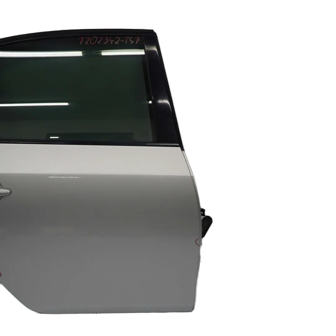 Door Rear Right O/S Titansilber Titan Silver Metallic - 354 to BMW 5 E60 7 with Part number 7202342 BMW 5 E60 7 Door Rear Right O/S Titansilber Titan Silver Metallic - 354 - SKU 7202342-TS7 - Part number 7202342