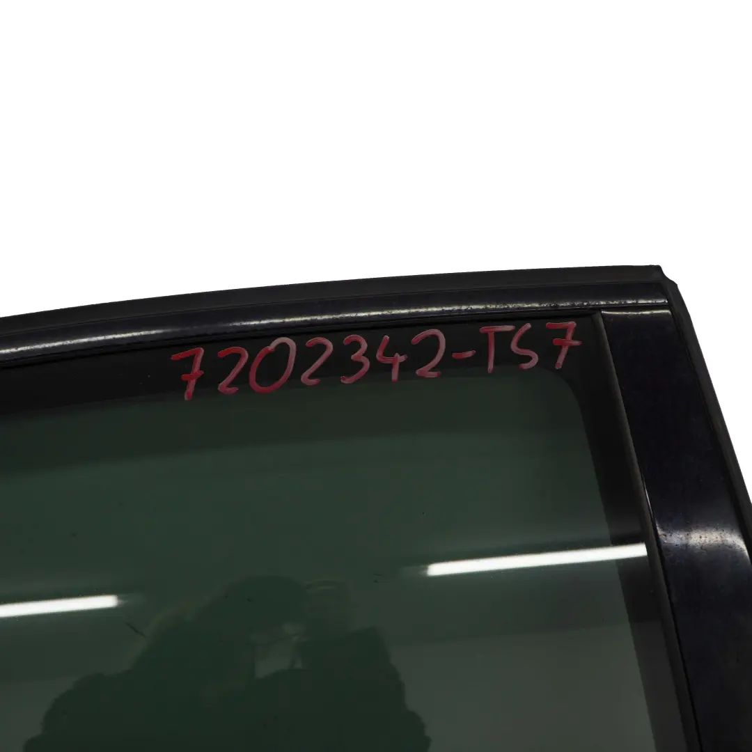 Portiera Posteriore Dx Argento-Titanio Argento Metallizzato per BMW E60 LCI 7 con numero di parte 7202342 BMW E60 LCI 7 Portiera Posteriore Dx Argento-Titanio Argento Metallizzato - SKU 7202342-TS7 - Numero di parte 7202342