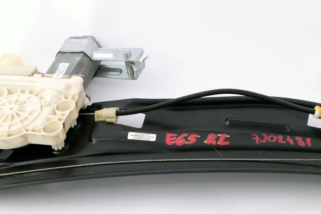 Podnośnik szyby lewy tył 7024813 do BMW E65 E66 o numerze 7202481 BMW E65 E66 Podnośnik szyby lewy tył 7024813 - SKU 7202481 - Numer Części 7202481