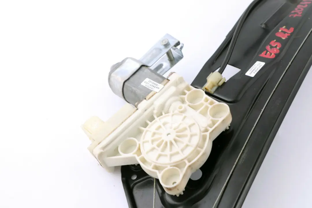 Leve-vitre Arriere Gauche 7024813 pour BMW 7 E65 E66 à propos du numéro de pièce 7202481 BMW 7 E65 E66 Leve-vitre Arriere Gauche 7024813 - SKU 7202481 - Numéro de pièce 7202481